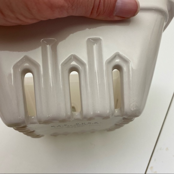 Nice Condition Rae Dunn Berries Basket  7” Wide x 3.5” Tall. - Picture 5 of 9